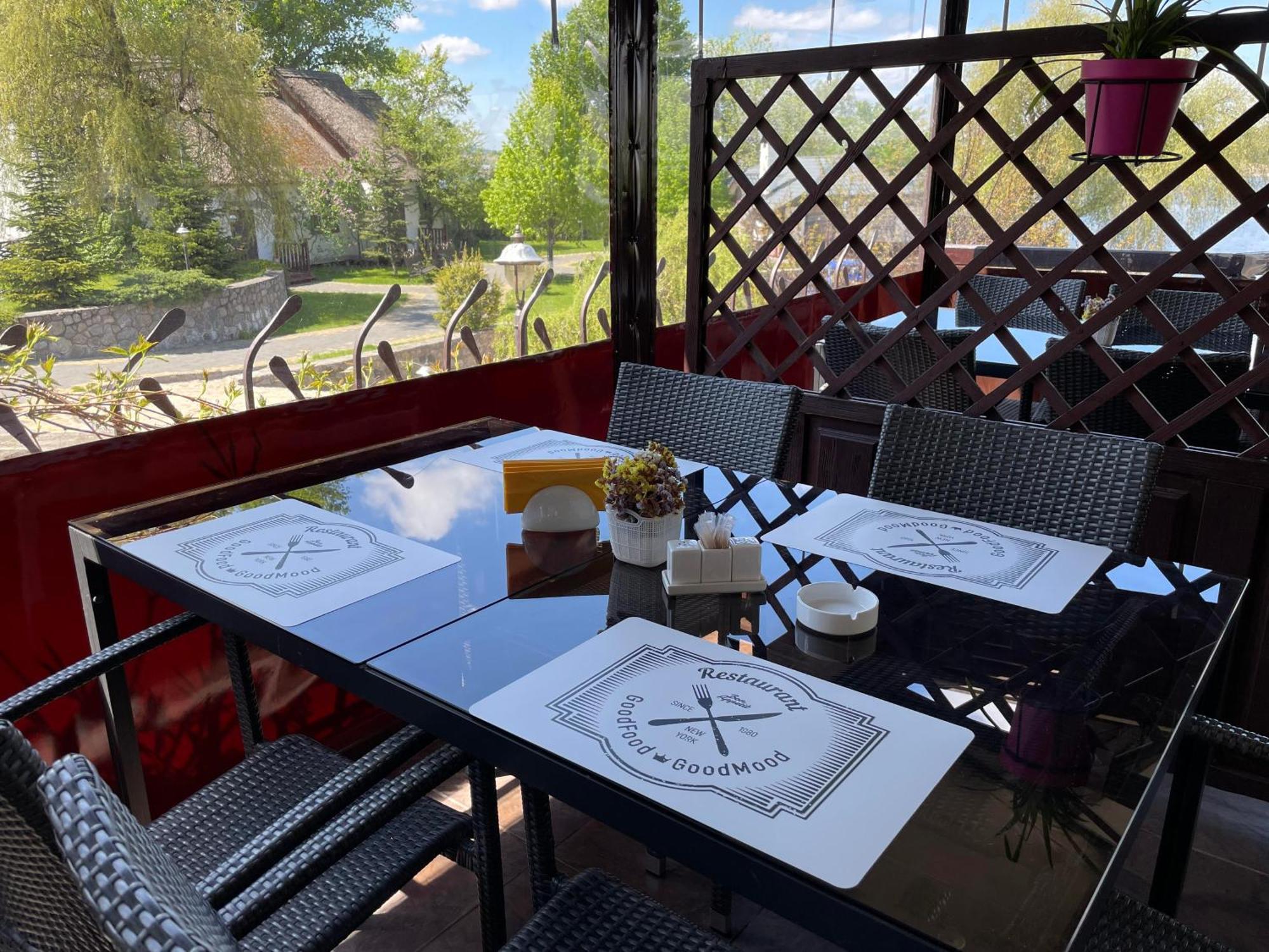 Mayak Resort Kam'yani Potoky Εξωτερικό φωτογραφία